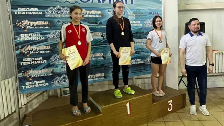 Платонова Виктория бронзовый призер чемпионта Чувашской Республики по плаванию