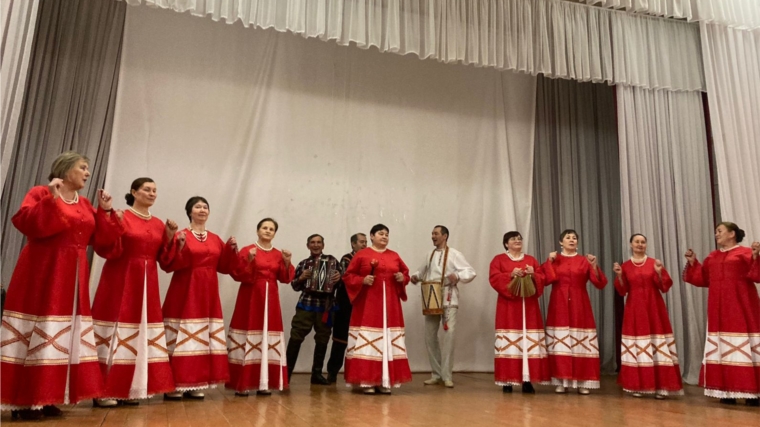 Фольклорно-вокальный ансамбль "Туслӑх" выступил с концертом посвящённый Дню защитника Отечества