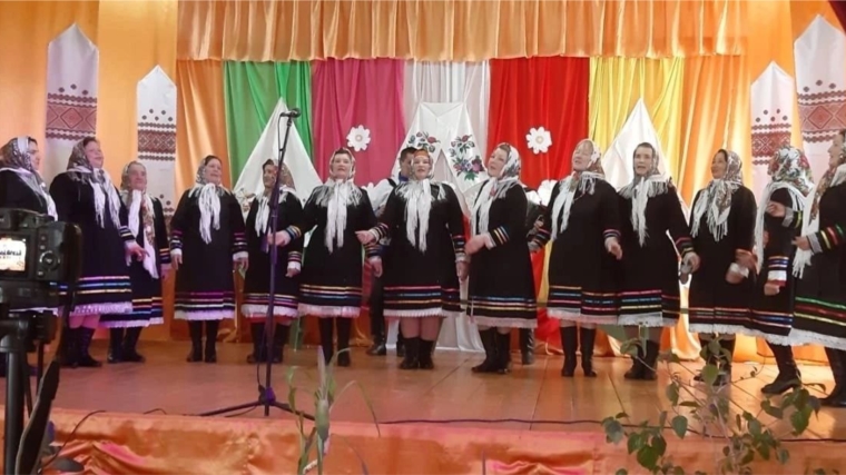 Юбилейный концерт в честь 35-летия творческой деятельности фольклорного коллектива ''Шурăмпуç".