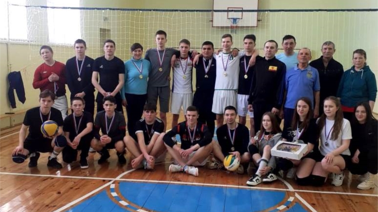 8 марта 2023 года в Чутеевском территориальном отделе состоялся турнир по волейболу