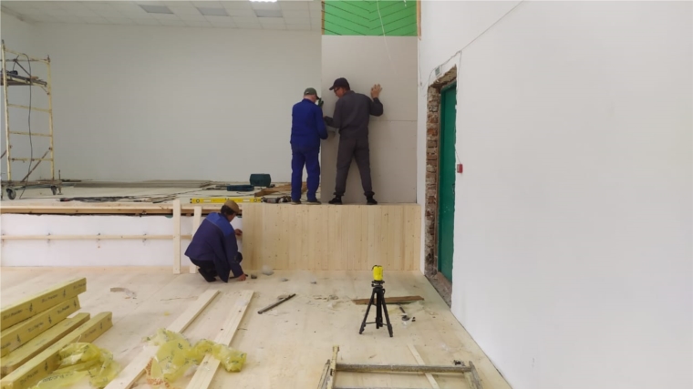 Продолжаются ремонтные работы в Кушелгинском СДК