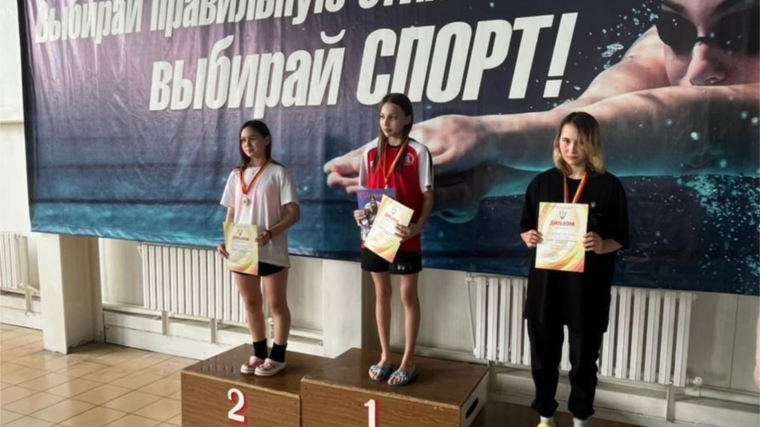 Платонова Виктория - серебряный призер Кубка Чувашской Республике по плаванию