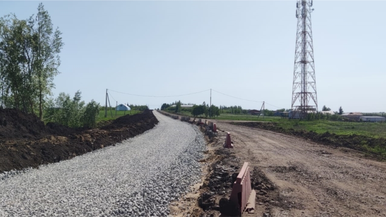 В Вурнарском округе ведется капитальный ремонт на участке автомобильной дороги «Вурнары-Убеево-Красноармейское»
