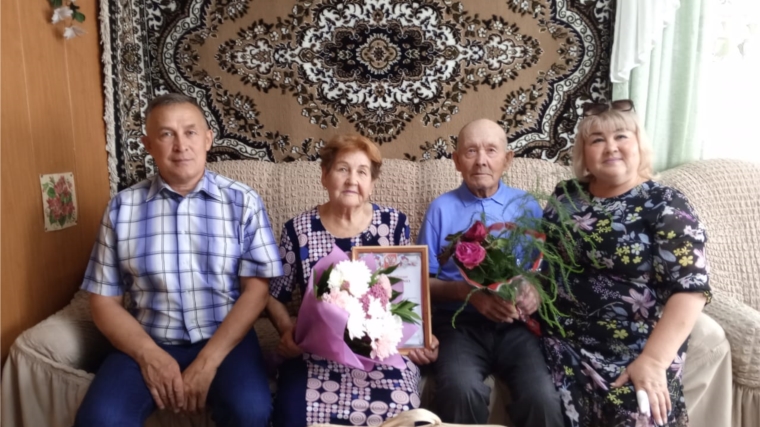 90 - лет исполнилось жителю д. Малые Кошелеи Краснову Николаю Ивановичу