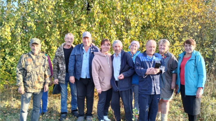 Поздравление с днем пожилых жителей деревень Савка и Новое Климово