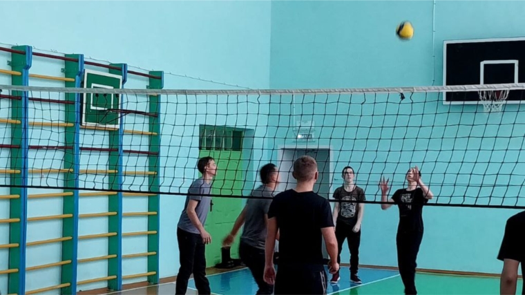 Соревнование по волейболу в Чепкас-Никольском территориальном отделе.