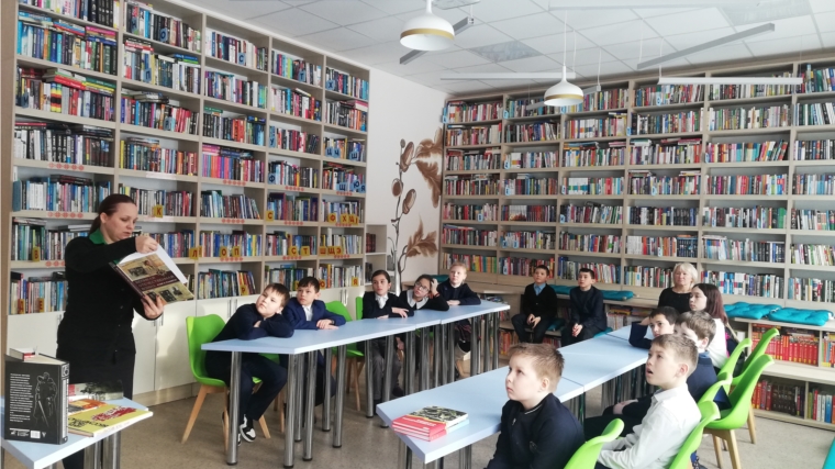 Видеообзор «Ленинград в годы блокады» в Большесундырской библиотеке