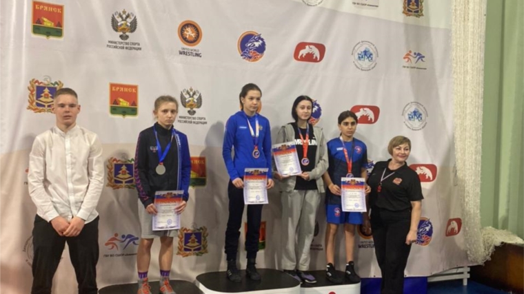 Павлова Оксана бронзовый призер ВС по вольной борьбе