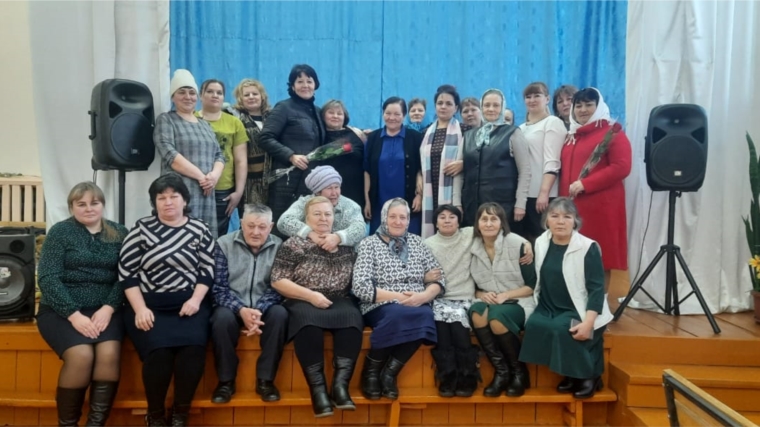 В Чукальском территориальном отделе состоялась встреча с матерями и женами участников СВО