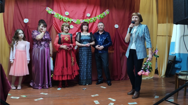 Праздничный концерт в Международный женский день состоялся в Полевосундырском СДК