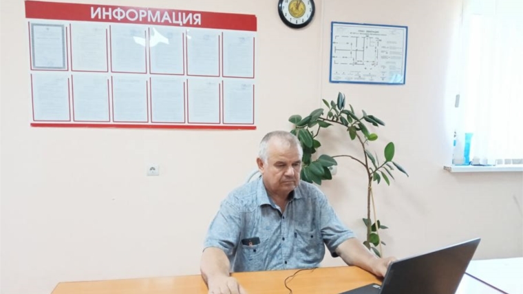 Жители Батыревского округа записываются на бесплатные курсы в рамках нацпроекта «Демография»
