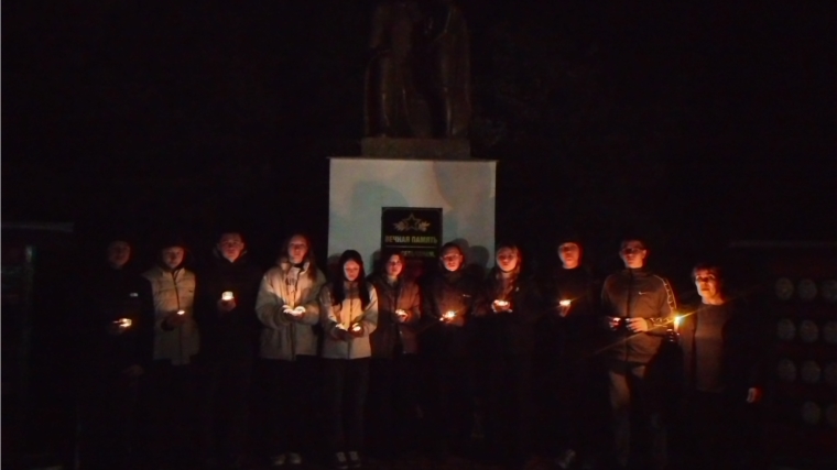 8 мая, накануне Дня Великой Победы, в Айбечском поселении прошла акция «Свеча памяти»