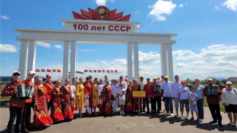 Праздник "Уяв-2024" в Татарстане стал ярким и запоминающимся событием, которое подарило всем участникам яркие, незабываемые впечатления.