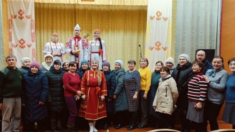 Эстрадный коллектив "Ҫутӑ ӗмӗт" Тушкасинского СК в Ядринском МО