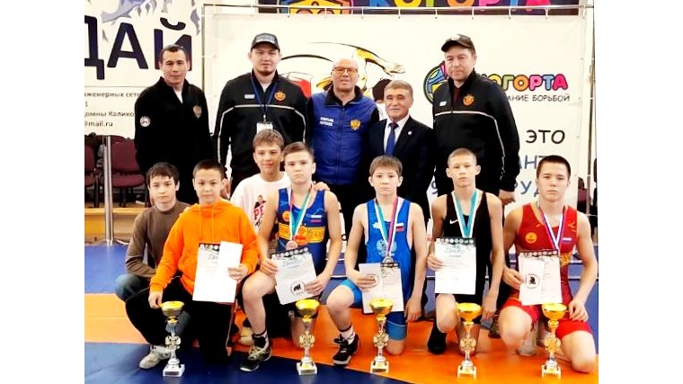 Медали с Всероссийских соревнований по вольной борьбе