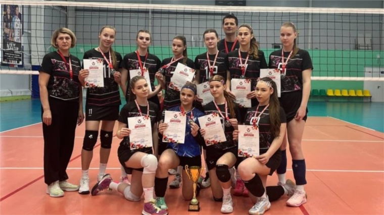 Спортсменки из спортивной школы №1 завоевали серебро на первенстве ПФО в составе сборной Чувашии!