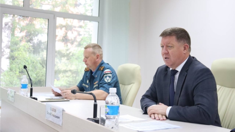 Рабочее совещание с участием представителей ГУ МЧС России по Чувашской Республике по вопросам внедрения современных способов защиты населения от опасностей, возникающих при военных конфликтах или вследствие этих конфликтов, чрезвычайных ситуаций.