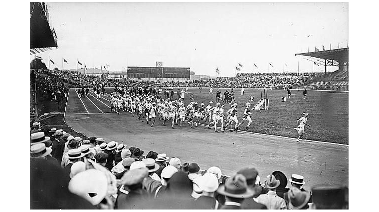 5 июля 1924 года в Париже состоялась церемония открытия VIII Олимпийских игр.