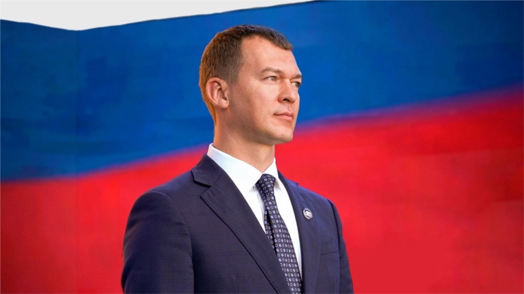 Министр спорта РФ Михаил Владимирович Дегтярев поздравляет всю спортивную общественность с Днем Государственного флага Российской Федерации