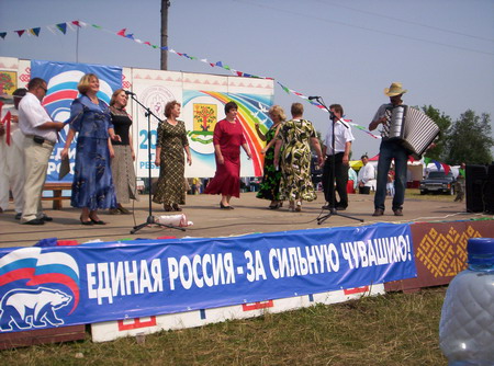 y3101.JPG
