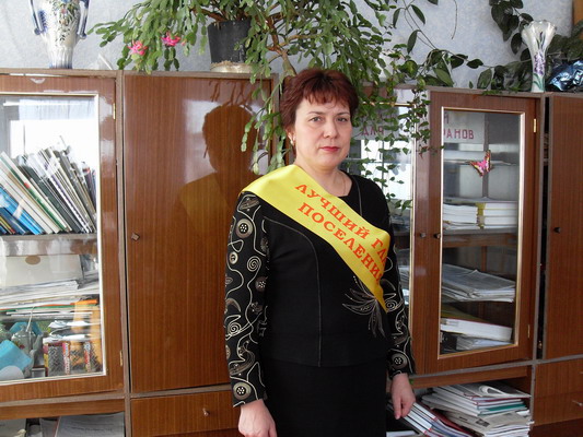 Глава Калининского сельского поселения Людмила Иванова - лучший глава поселения Чувашской Республики 2008 года