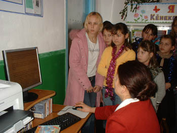 15:07 В Урмарском районе состоялось открытие 15 модельной библиотеки