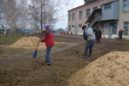 15:40_Субботник в Большетаябинском сельском поселении