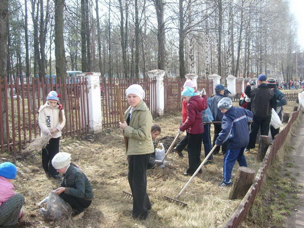 10:05_Волонтеры Янтиковской школы проявили активность