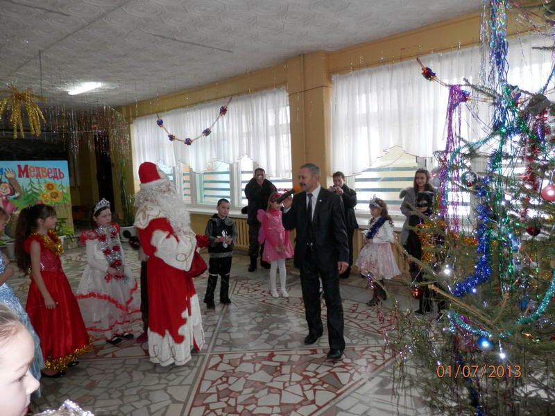 09:20_Состоялась Рождественская елка главы администрации Янтиковского  района