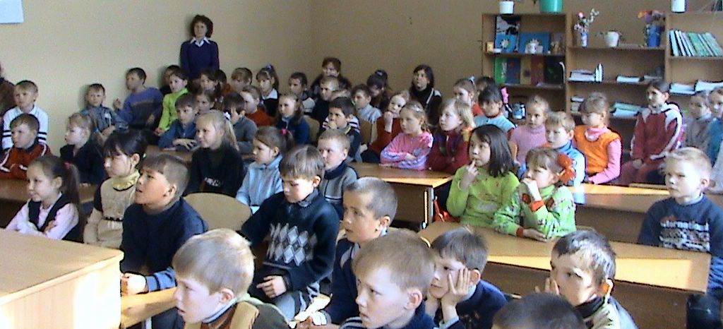10:40. Встреча учащихся с инспектором по делам несовершеннолетних 