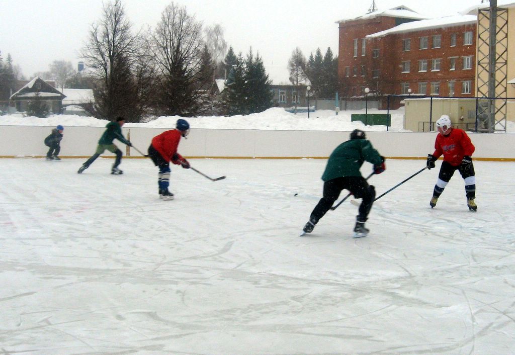 11:55  В Моргаушском районе проходит открытый турнир района по хоккею с шайбой