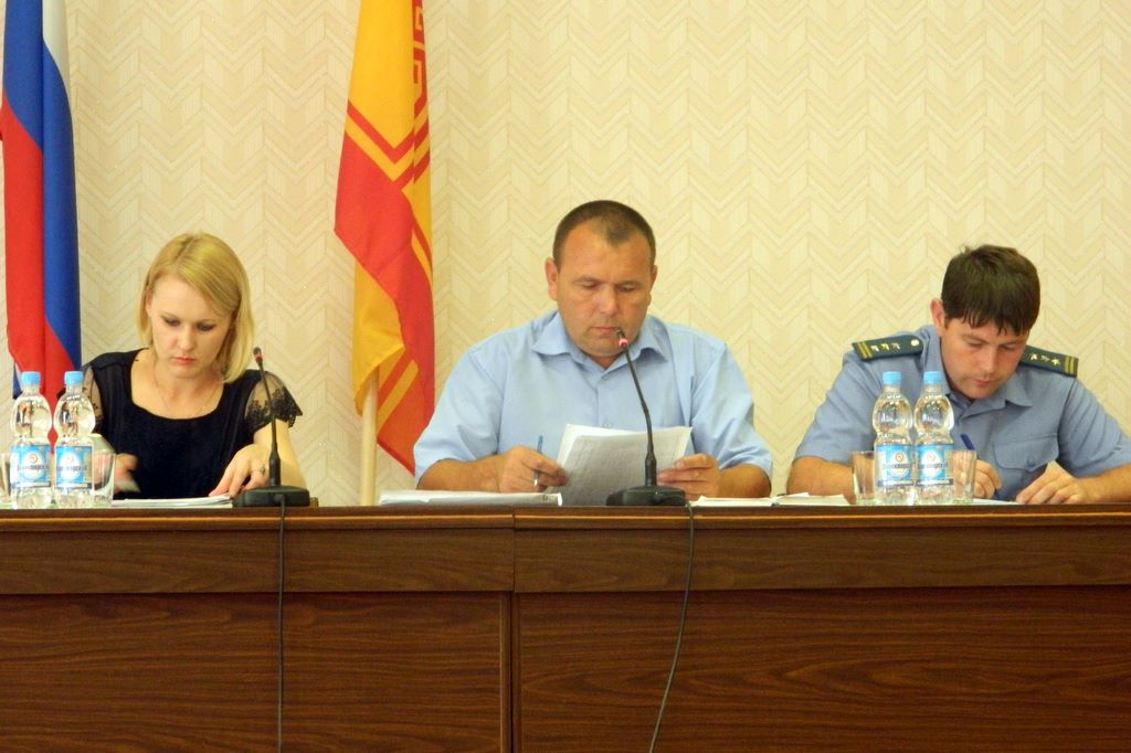 16:00 Моргаушский район: главы сельских поселений обсудили вопросы оформления земельных участков