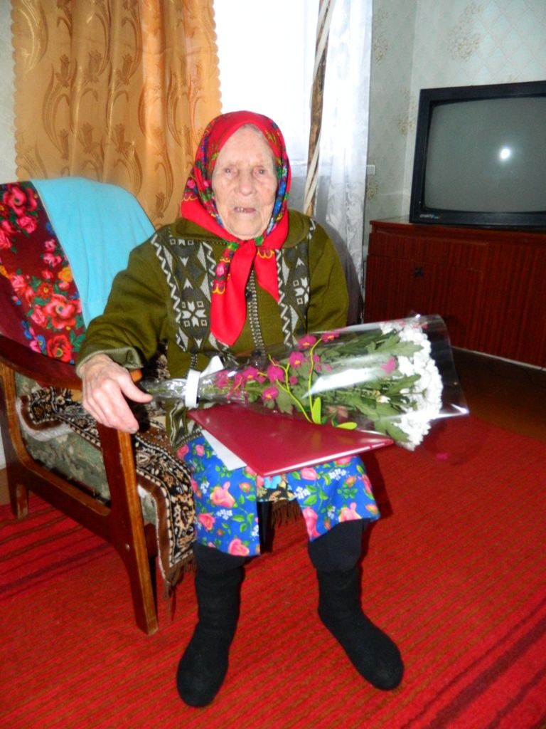 16:22 Моргаушский район: 90 лет - не помеха читать молодежную газету и заниматься физкультурой