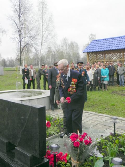 15:01 В преддверии Дня Победы в Чебоксарах состоялось торжественное открытие нового памятника «Великому подвигу – вечная слава»